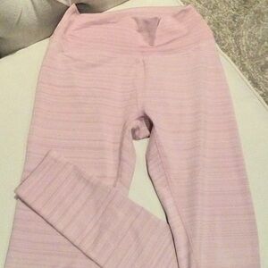 Joe Fresh active wear pink leggings in XS ..NWT